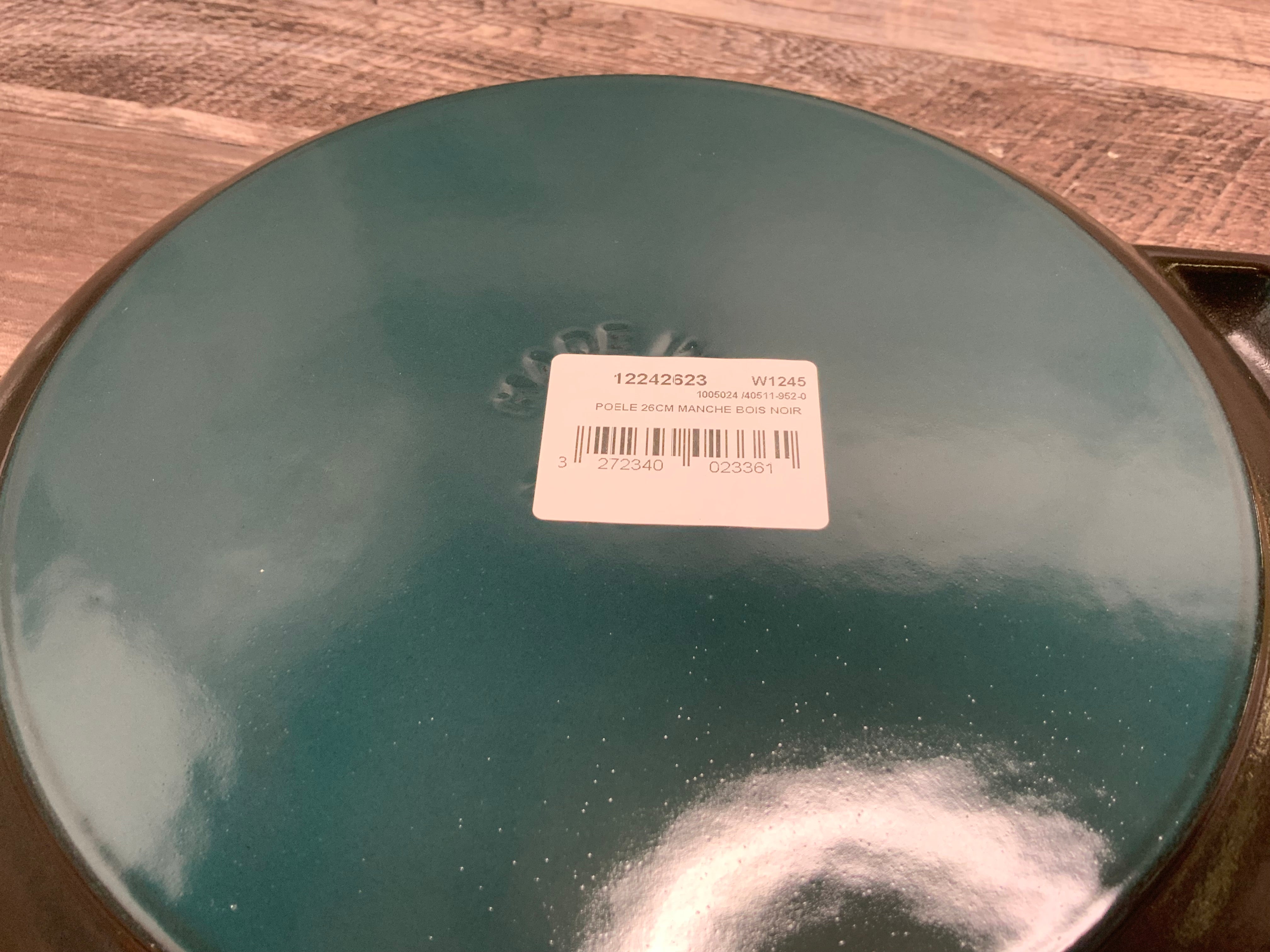 STAUB 40511-952-0 Frying Pan with Wooden Handle, Cast Iron, 26 cm (8115397034222)